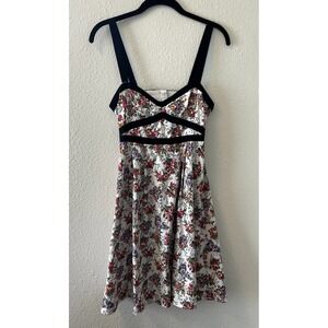 Nanette Lepore Dress Sz 0 Floral Black Ribbon Detail Rockabilly Retro Chic Y2K